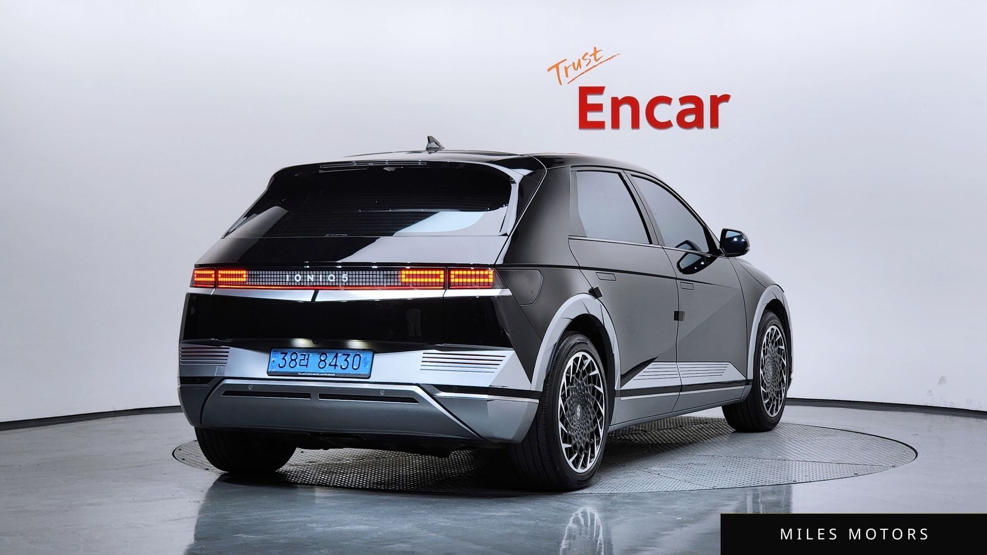 Hyundai Ioniq5 2022 — миниатюра 2