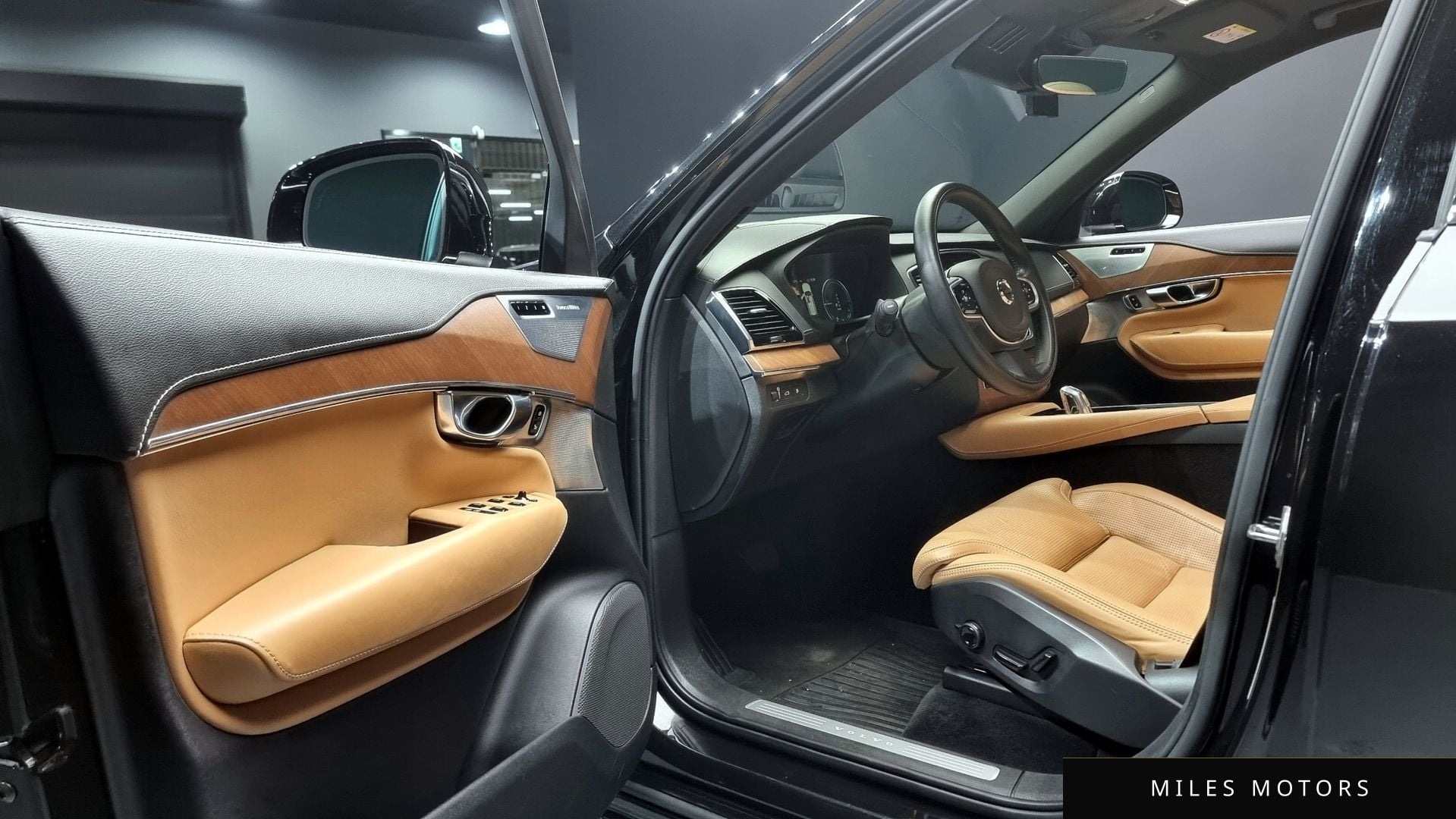 Volvo XC90 2018 — миниатюра 11