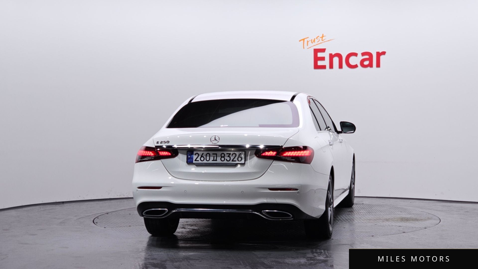 Mercedes-Benz E-Class W213 2023 — миниатюра 4