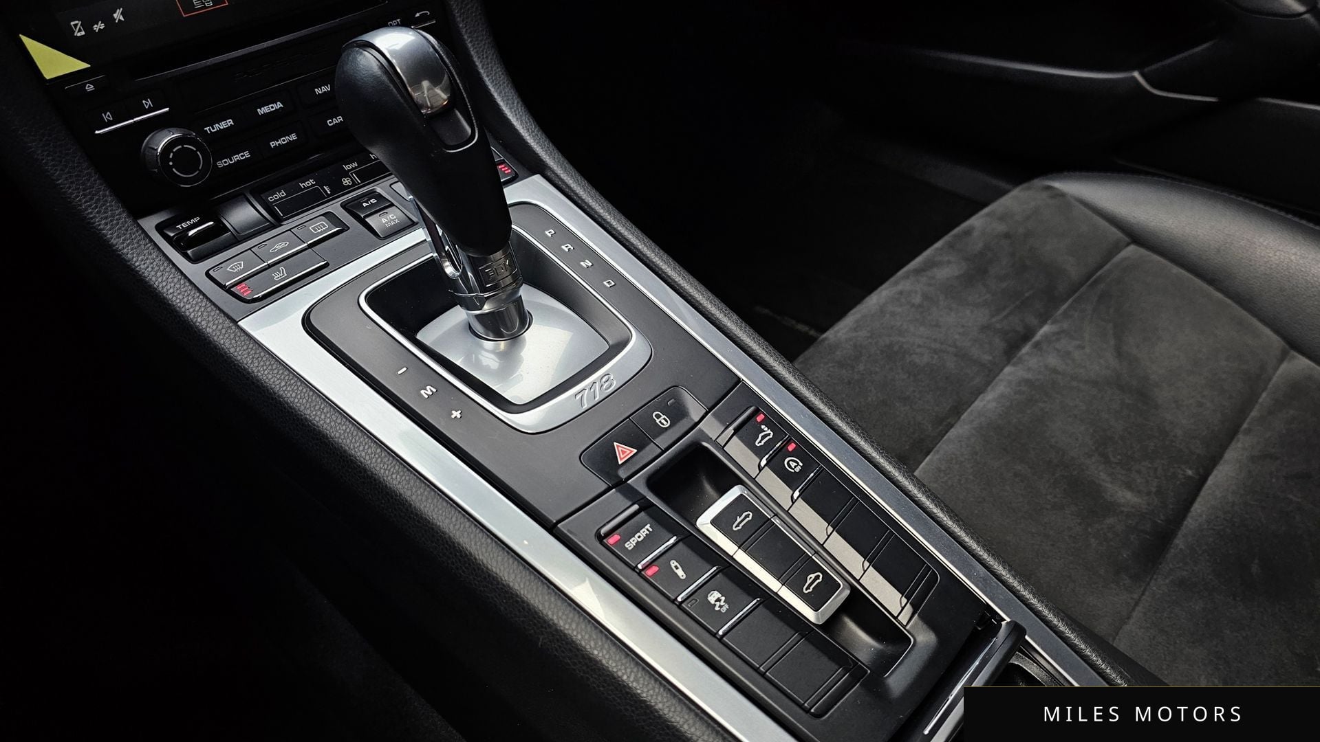 Porsche 718 박스터 2018 — миниатюра 9