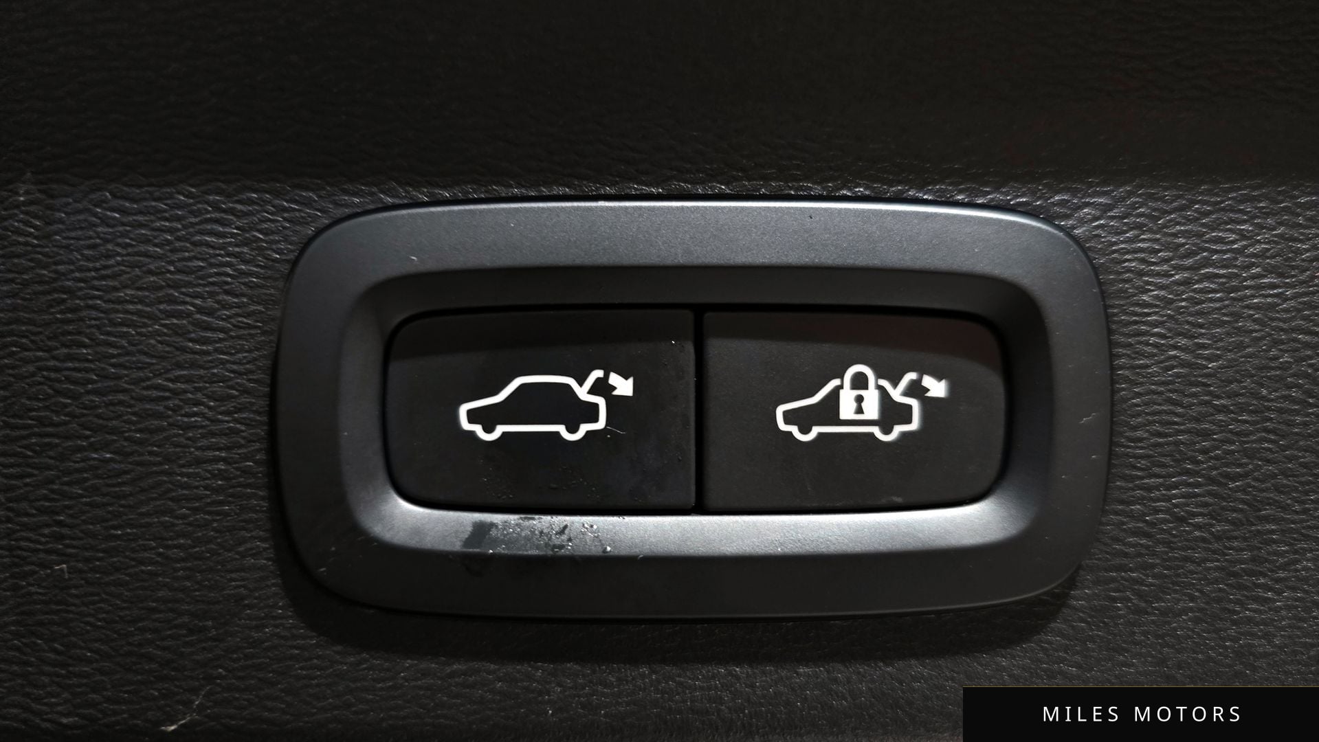 Volvo XC40 2021 — миниатюра 20