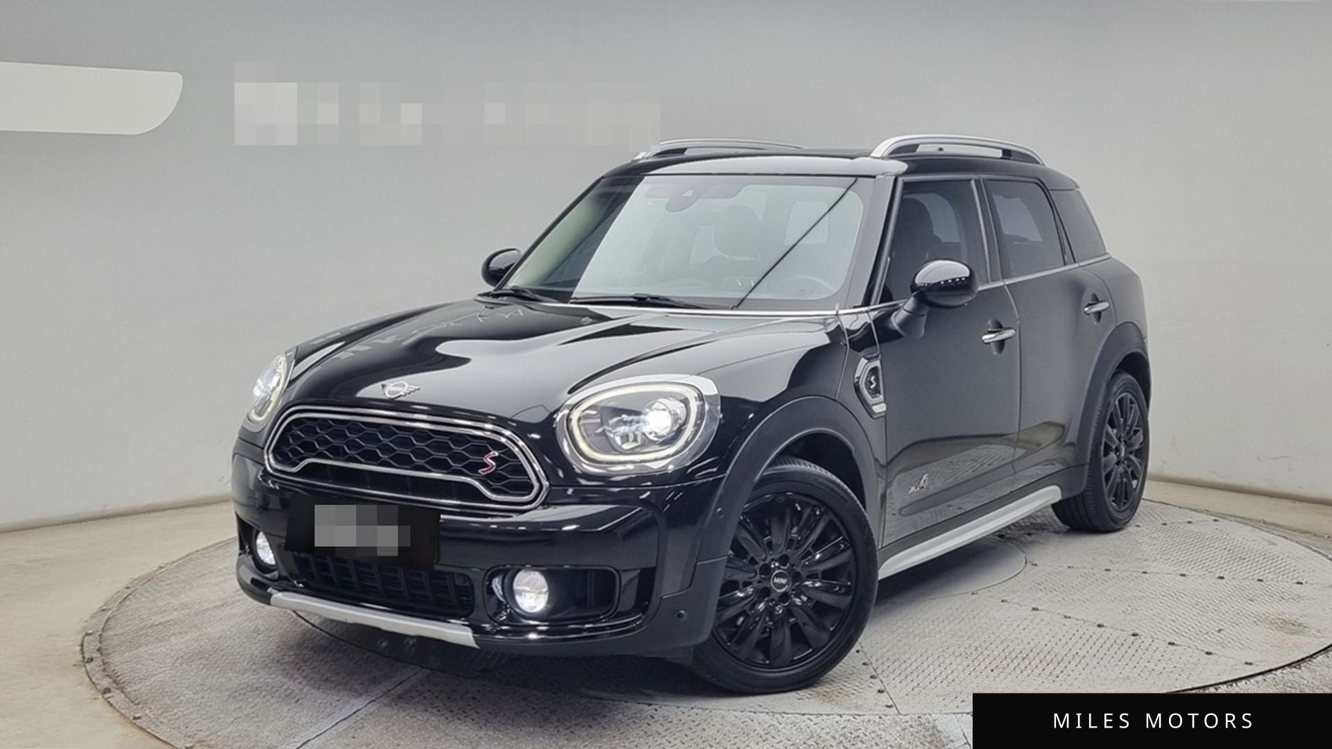 MINI Countryman 2019 — фото 1 из 12