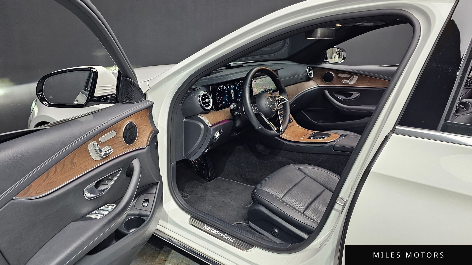 Mercedes-Benz E-Class W213 2022 — миниатюра 11