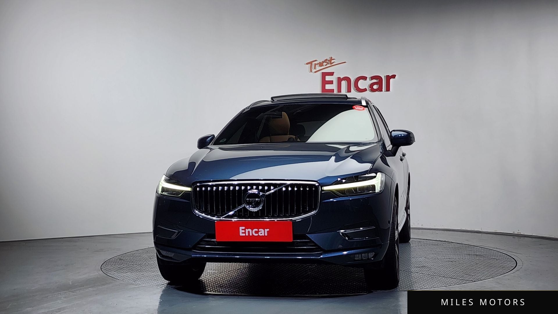 Volvo XC60 2021 — миниатюра 3