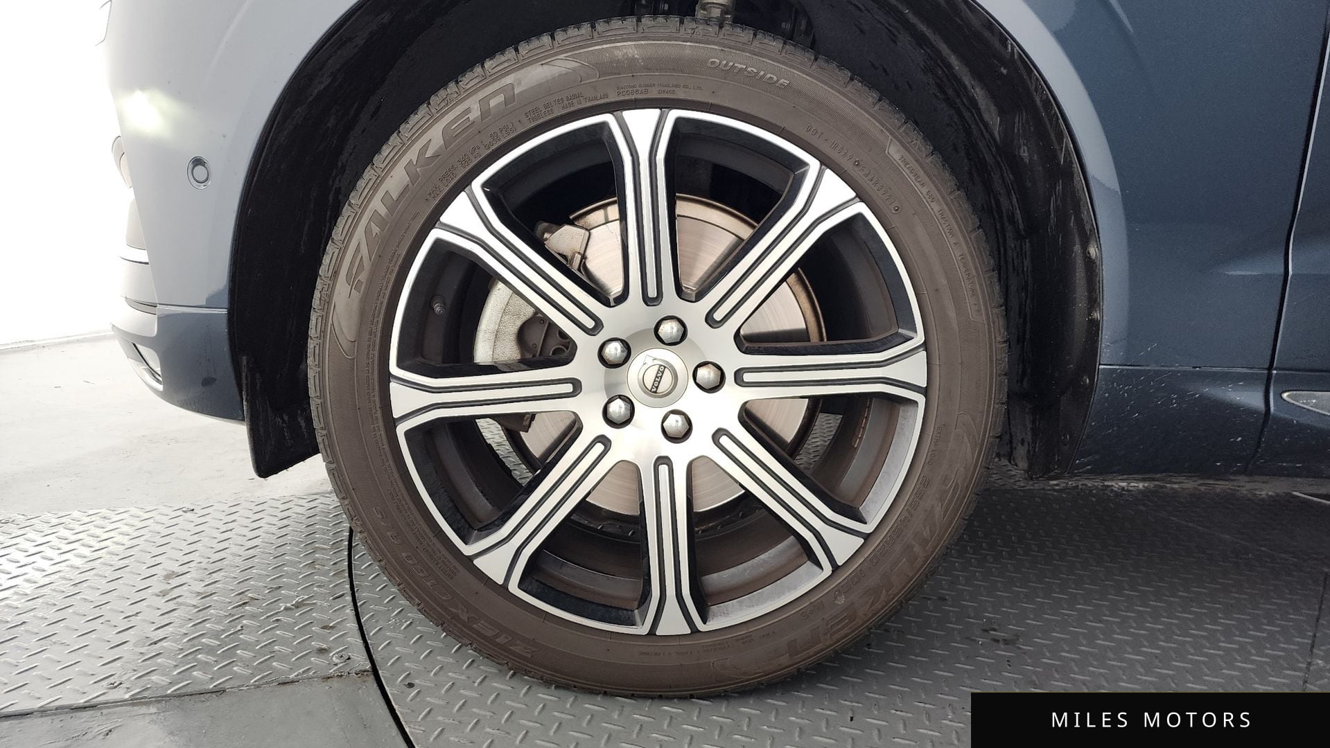 Volvo XC60 2021 — миниатюра 5