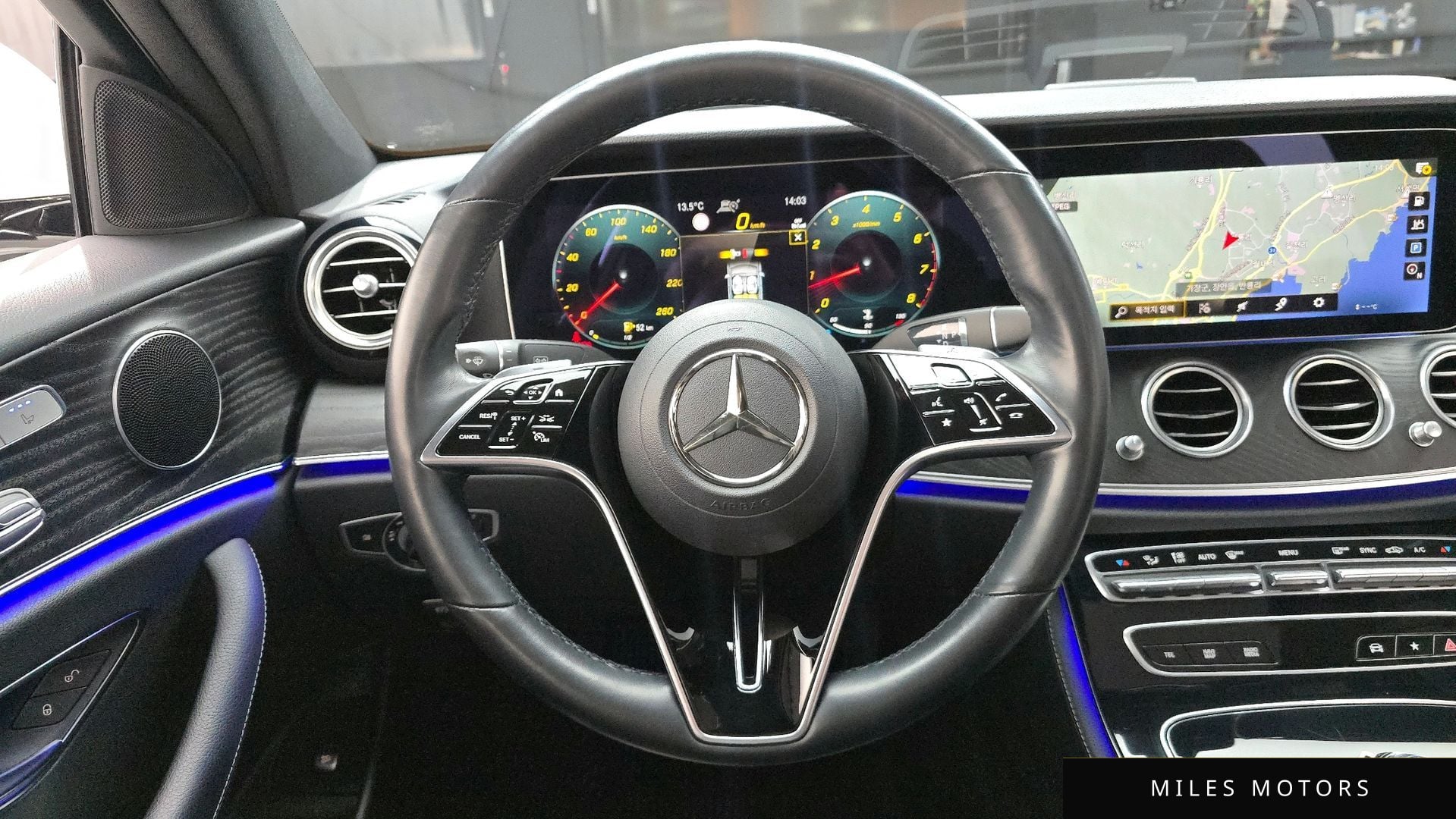 Mercedes-Benz E-Class W213 2022 — миниатюра 13