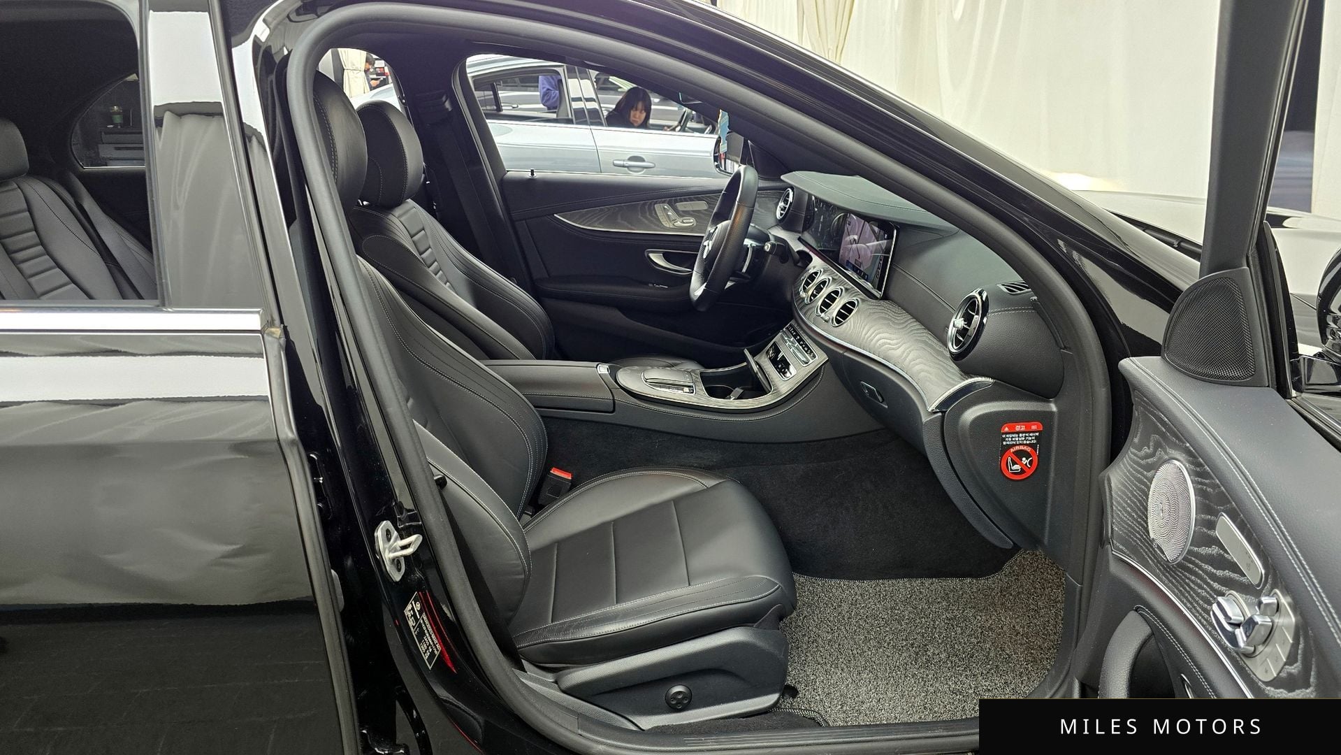 Mercedes-Benz E-Class W213 2021 — миниатюра 11