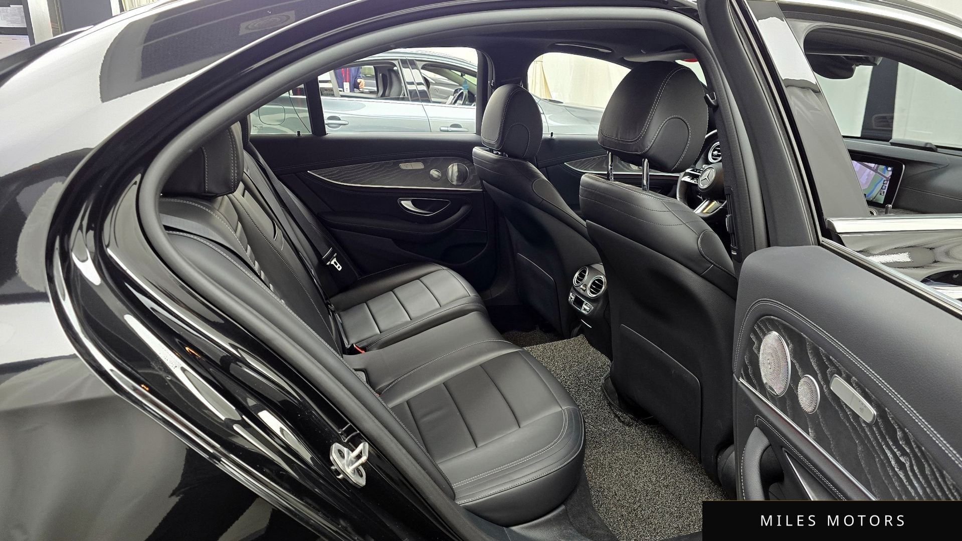 Mercedes-Benz E-Class W213 2021 — миниатюра 12