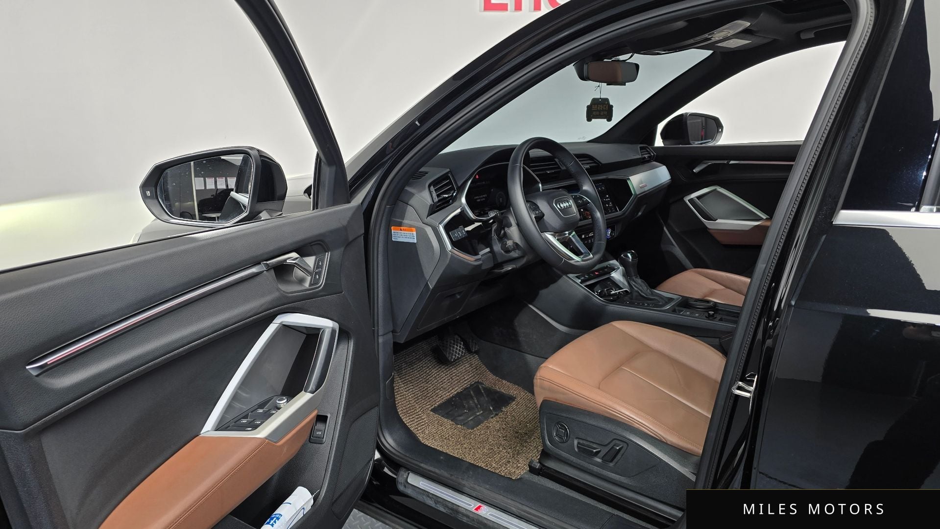 Audi Q3 (F3) 2022 — миниатюра 10