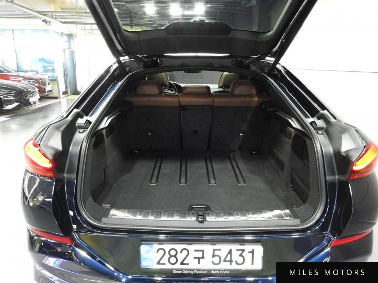 BMW X6 (G06) 2023 — миниатюра 2