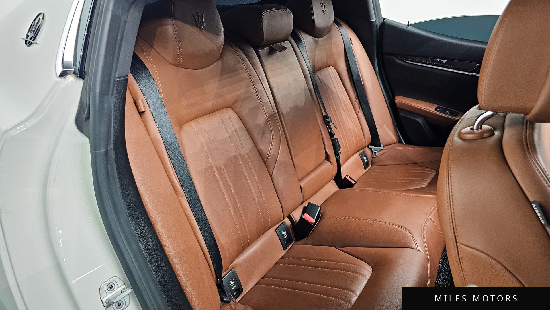 Maserati 기블리 2014 — миниатюра 12