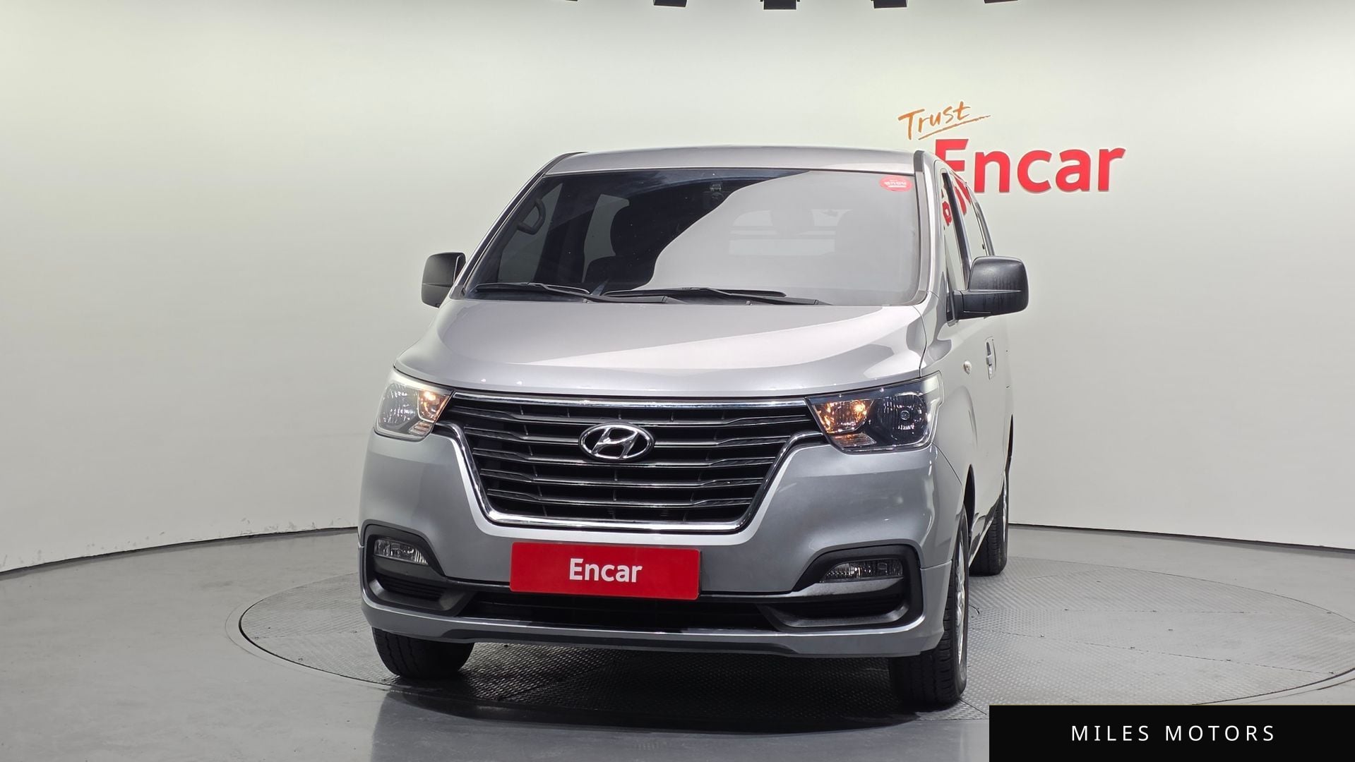 Hyundai Starex 2021 — миниатюра 3