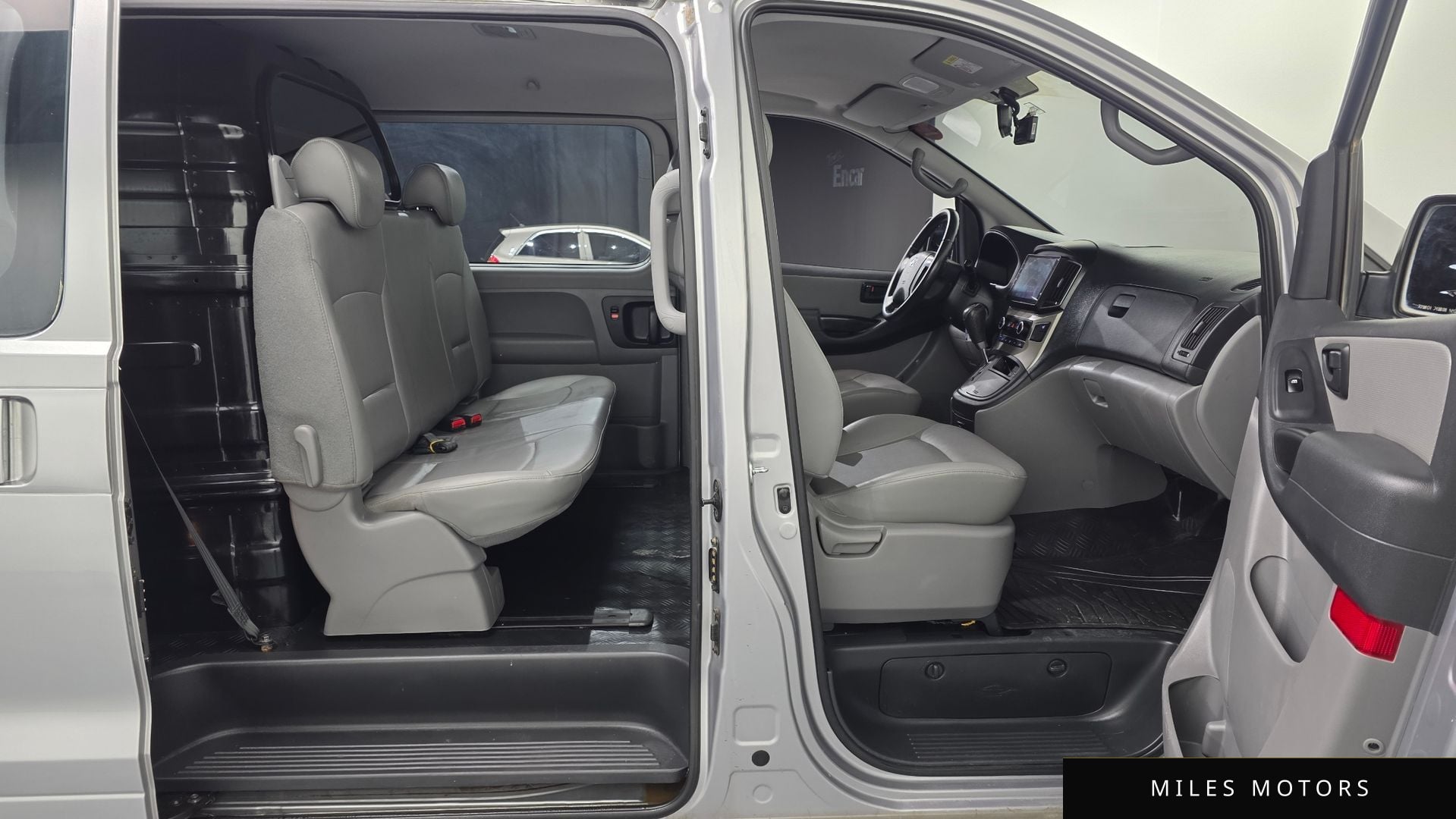 Hyundai Starex 2021 — миниатюра 12