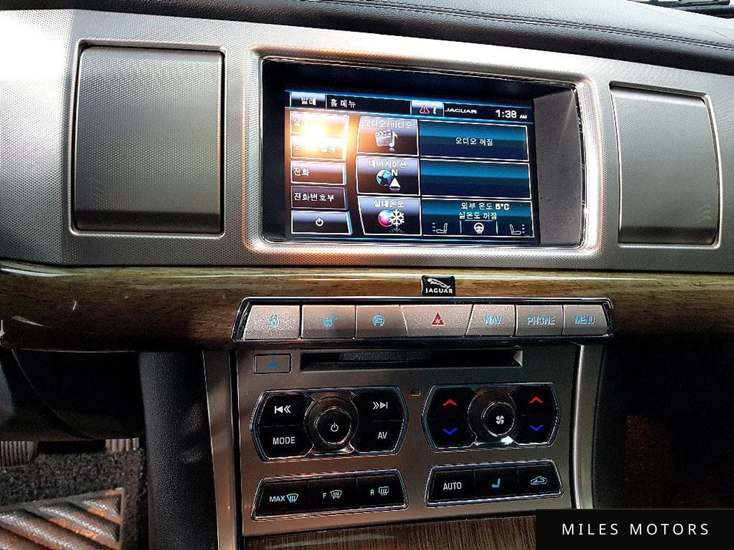 Jaguar New XF 2014 — миниатюра 12