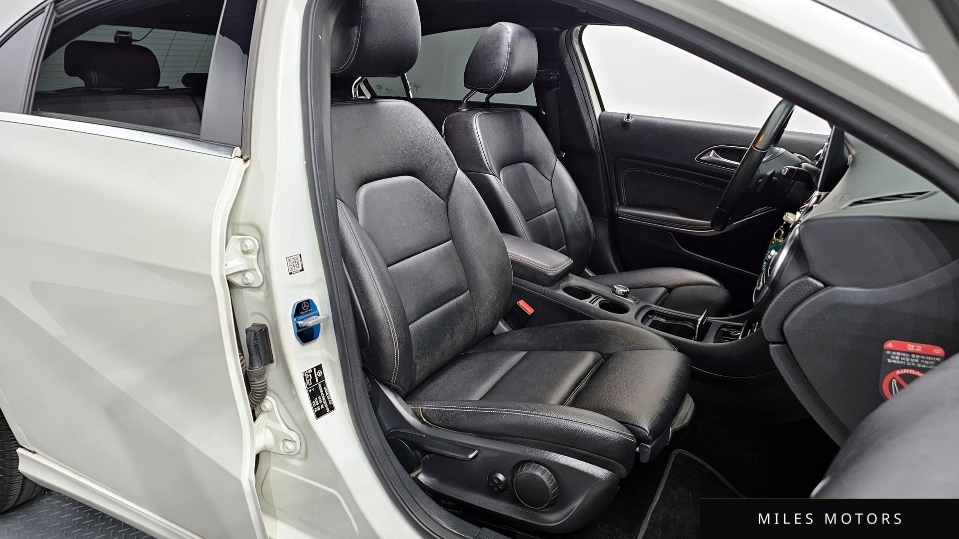 Mercedes-Benz A-Class W176 2016 — миниатюра 10