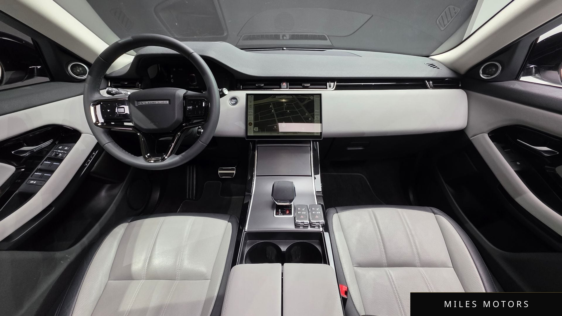 Land Rover Range Rover Evoque 2024 — миниатюра 7