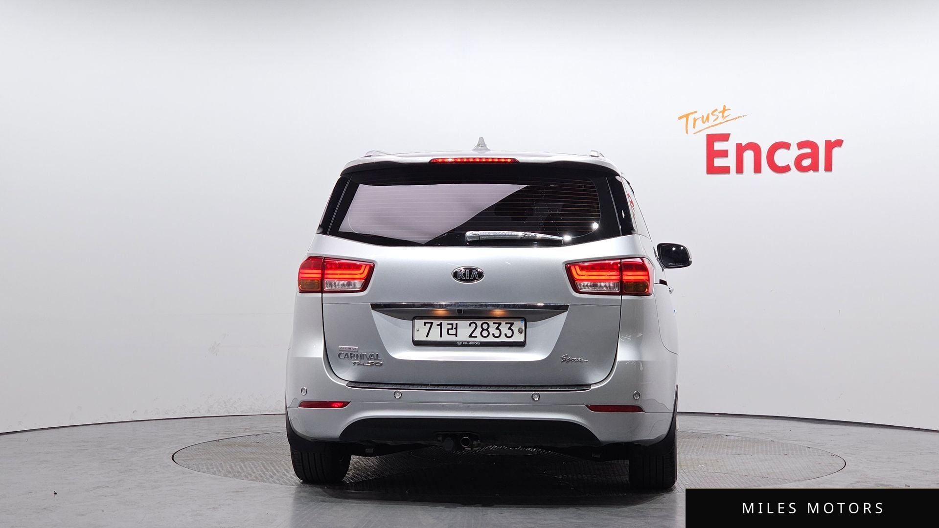 Kia Canival 2016 — миниатюра 4