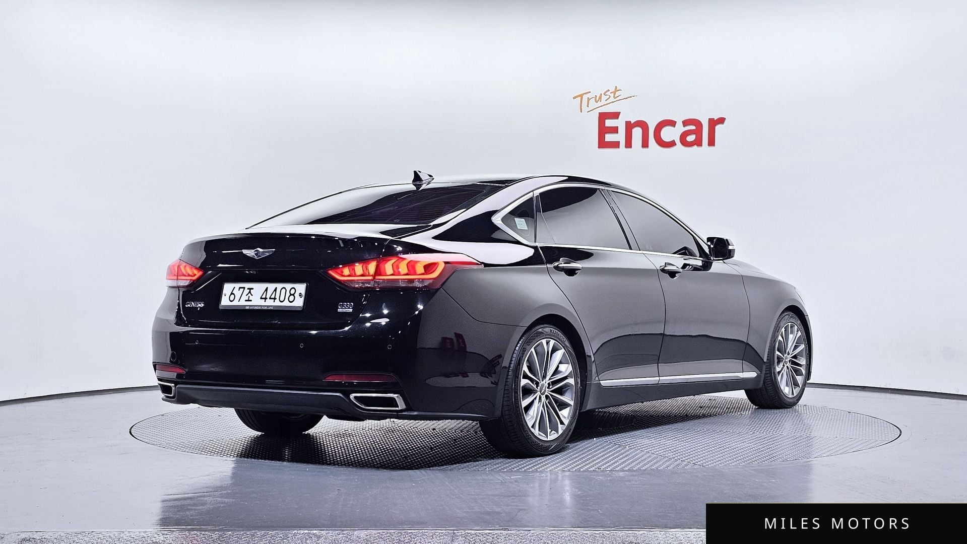 Hyundai Genesis 2015 — миниатюра 2