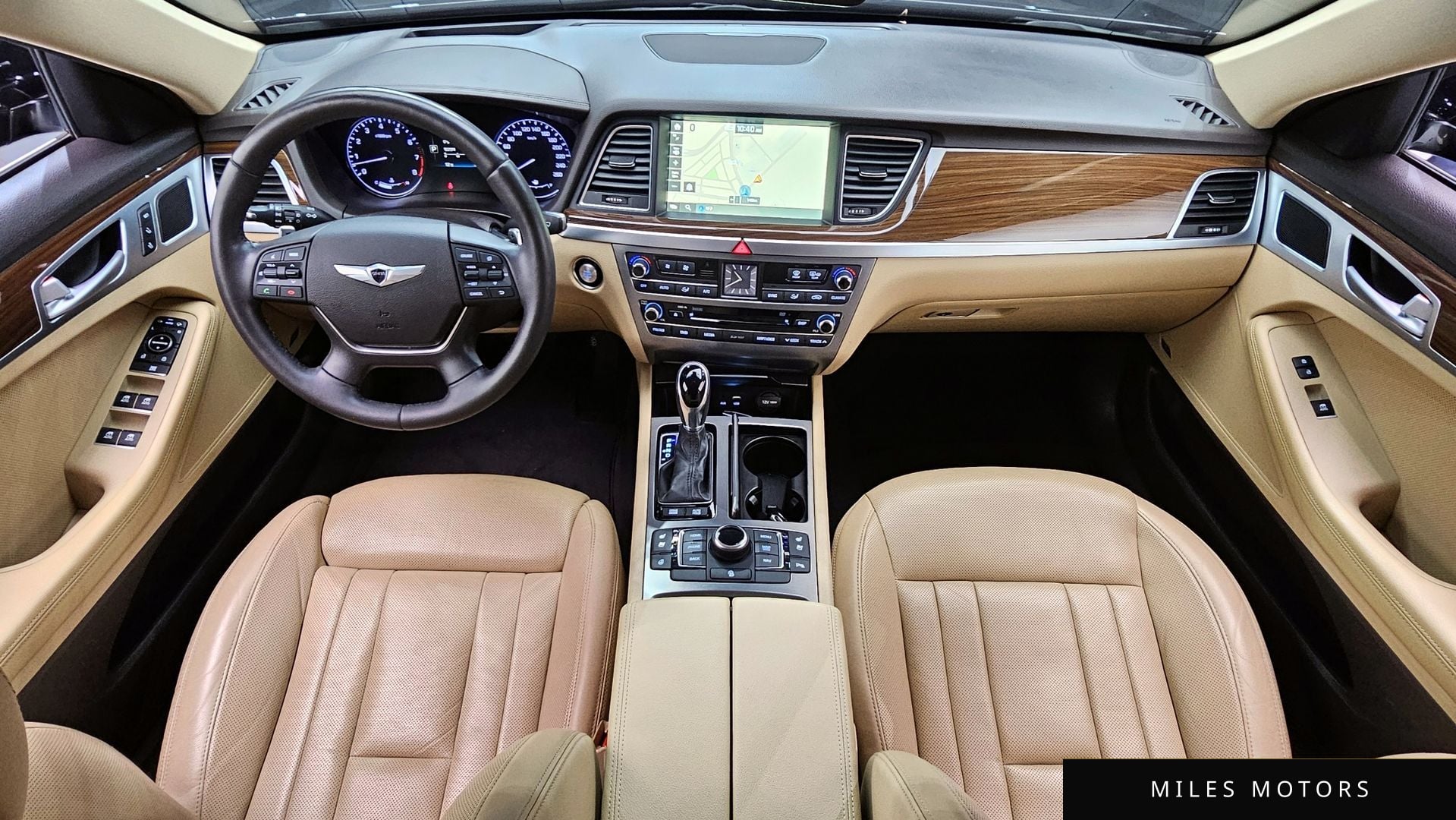 Hyundai Genesis 2015 — миниатюра 7