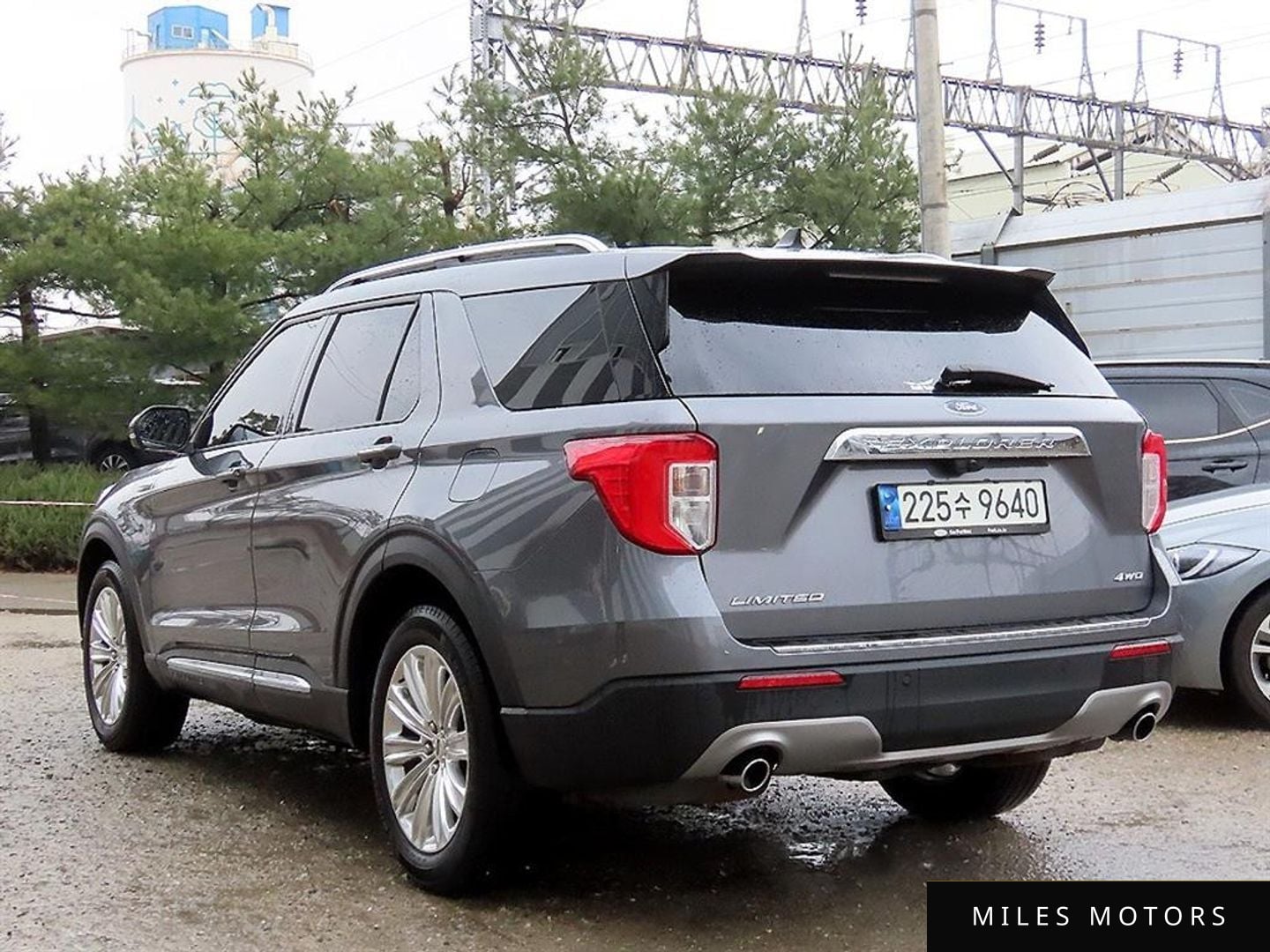Ford Explorer 2021 — миниатюра 3