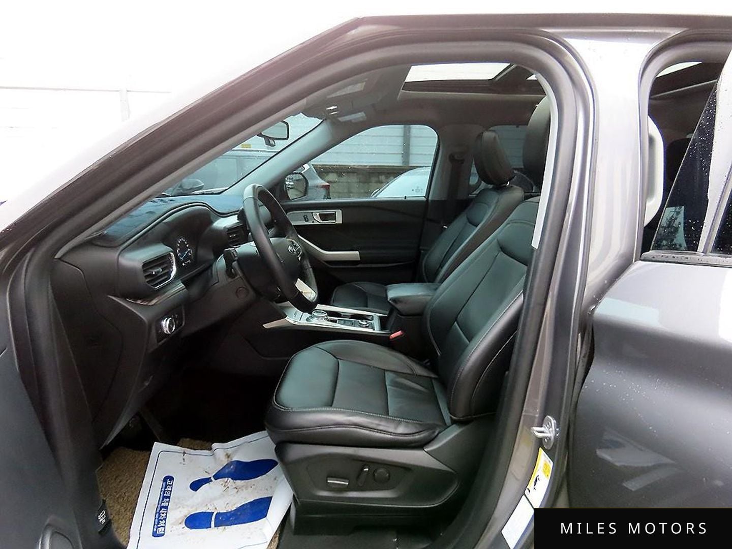 Ford Explorer 2021 — миниатюра 5