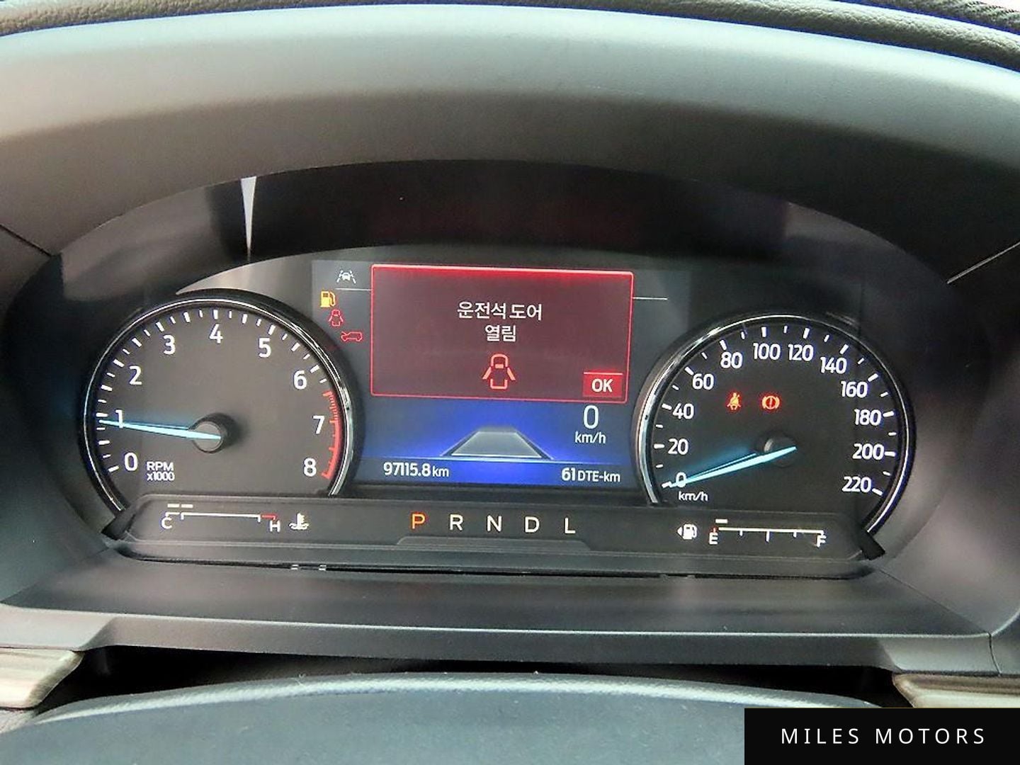 Ford Explorer 2021 — миниатюра 9