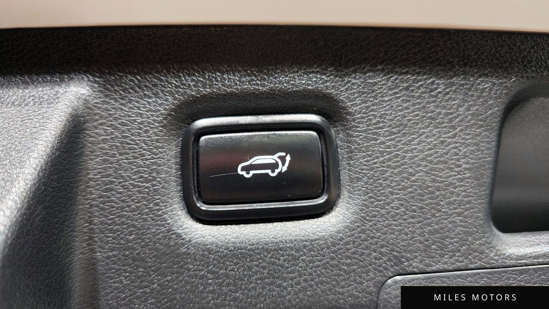 Hyundai Santafe 2020 — миниатюра 19