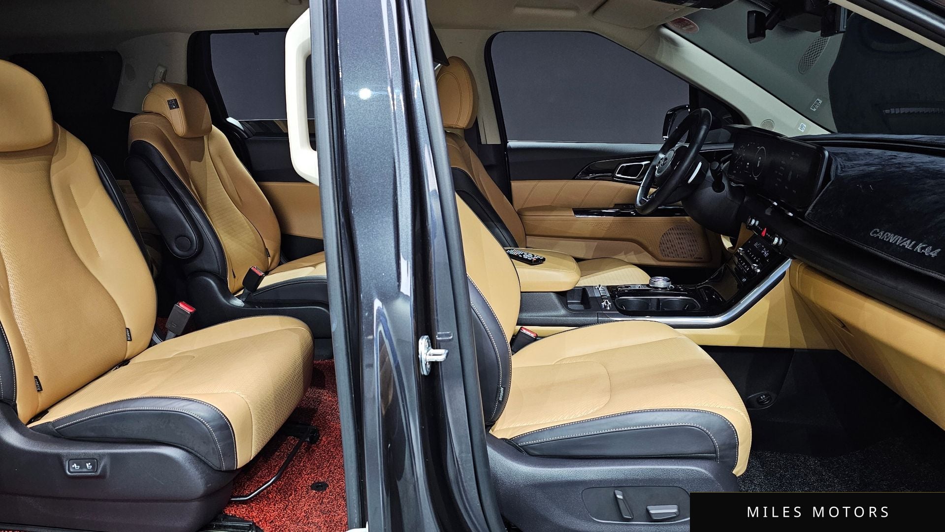 Kia Carnival 2021 — миниатюра 10