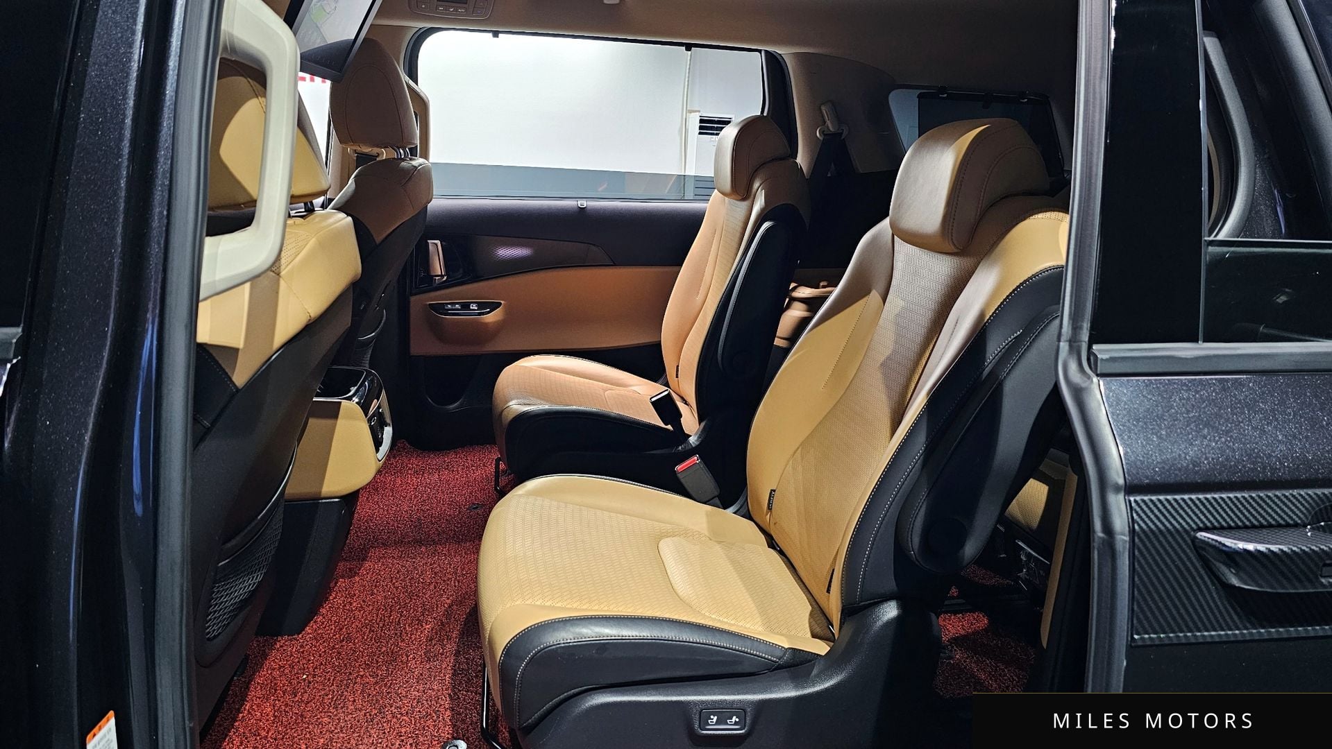 Kia Carnival 2021 — миниатюра 12