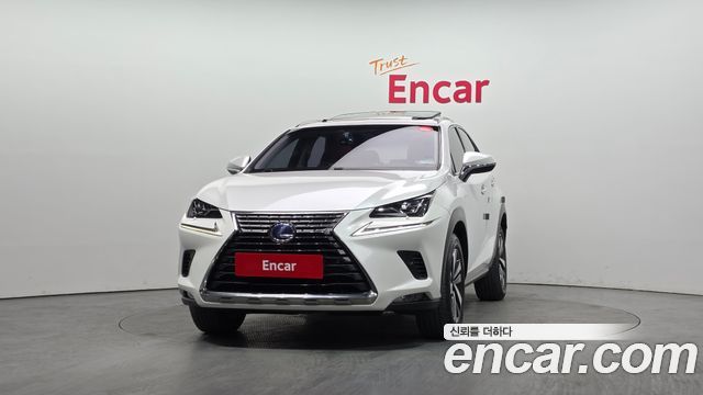 Лексус NX300h 2018 — миниатюра 3
