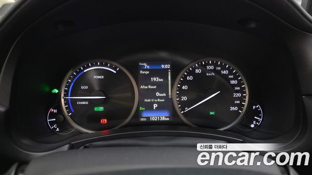 Лексус NX300h 2018 — миниатюра 8