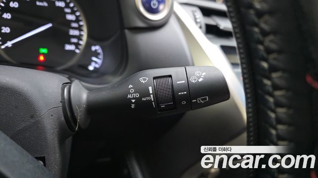 Лексус NX300h 2018 — миниатюра 19