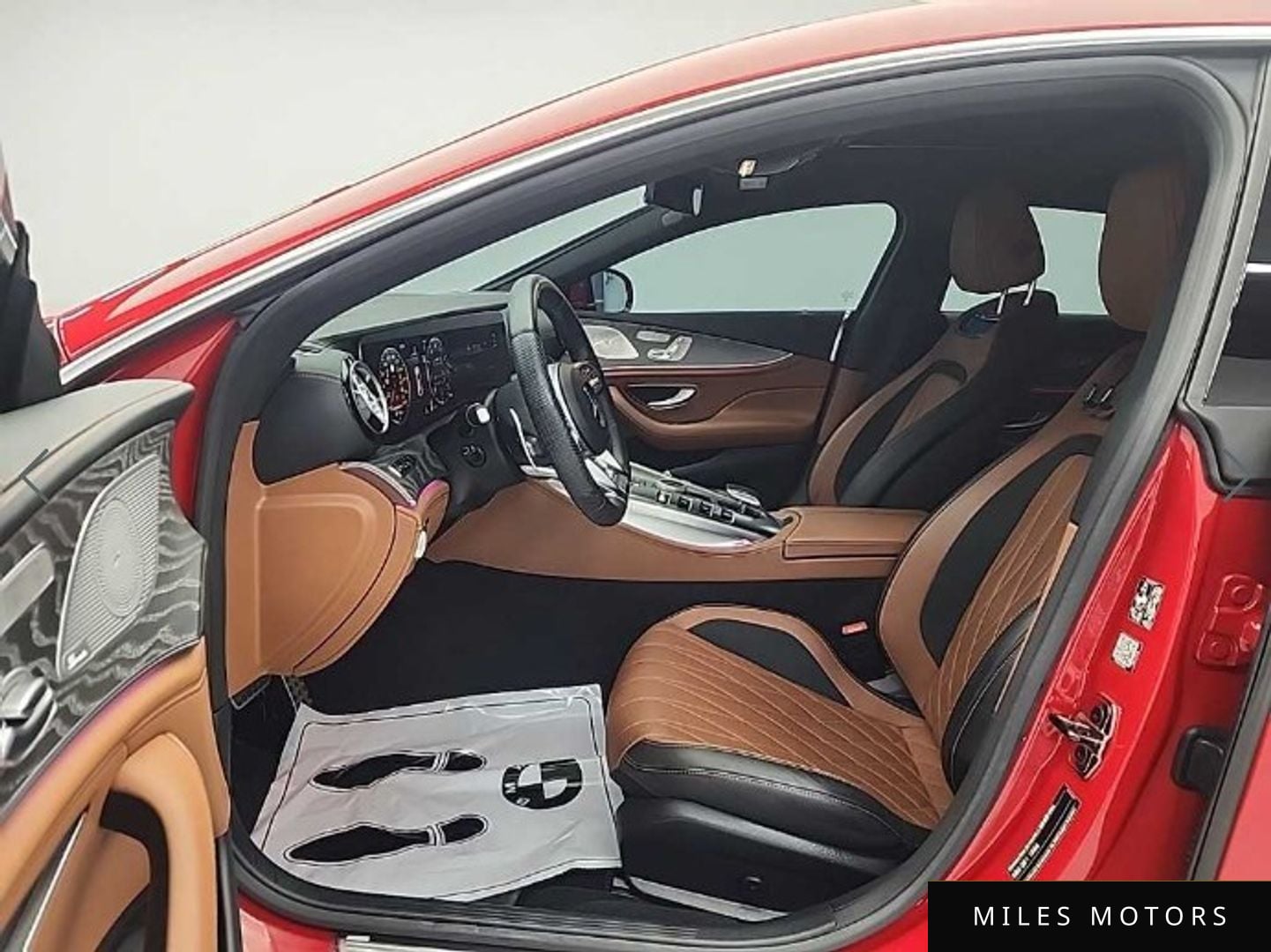 Mercedes-Benz AMG GT 2020 — миниатюра 11