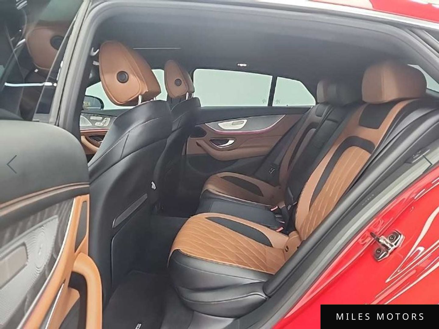 Mercedes-Benz AMG GT 2020 — миниатюра 12