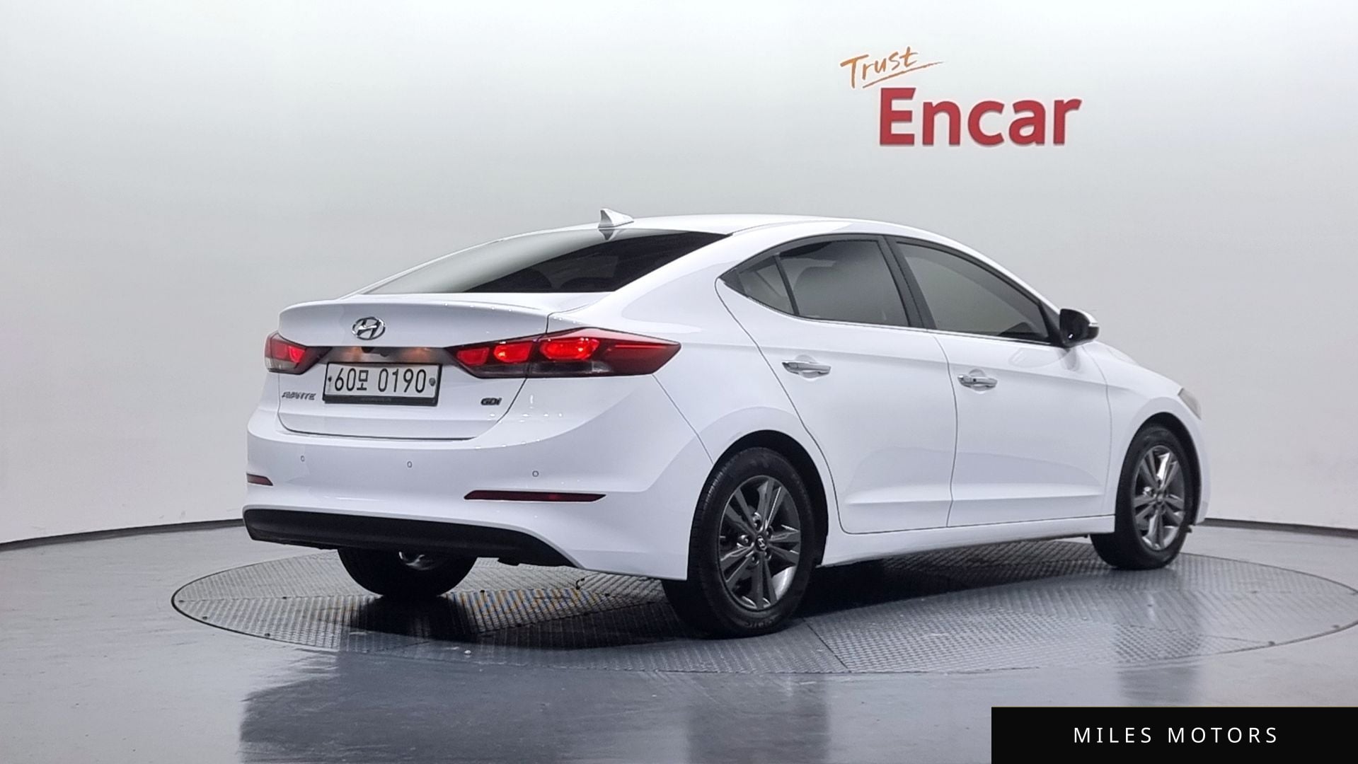 Hyundai AVANTE 2017 — миниатюра 2