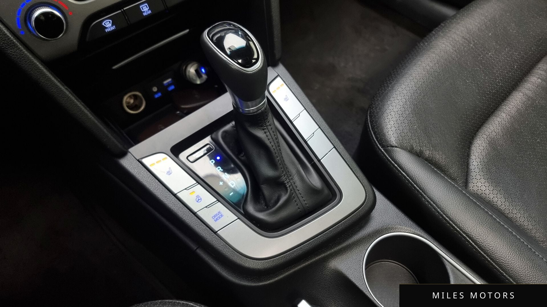 Hyundai AVANTE 2017 — миниатюра 9