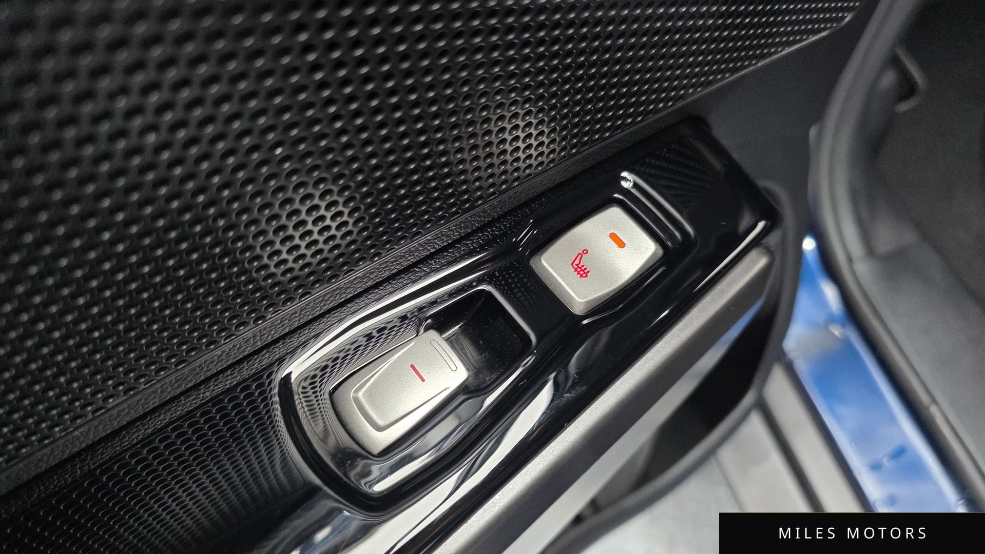 KG Mobility Tivoli 2017 — миниатюра 19