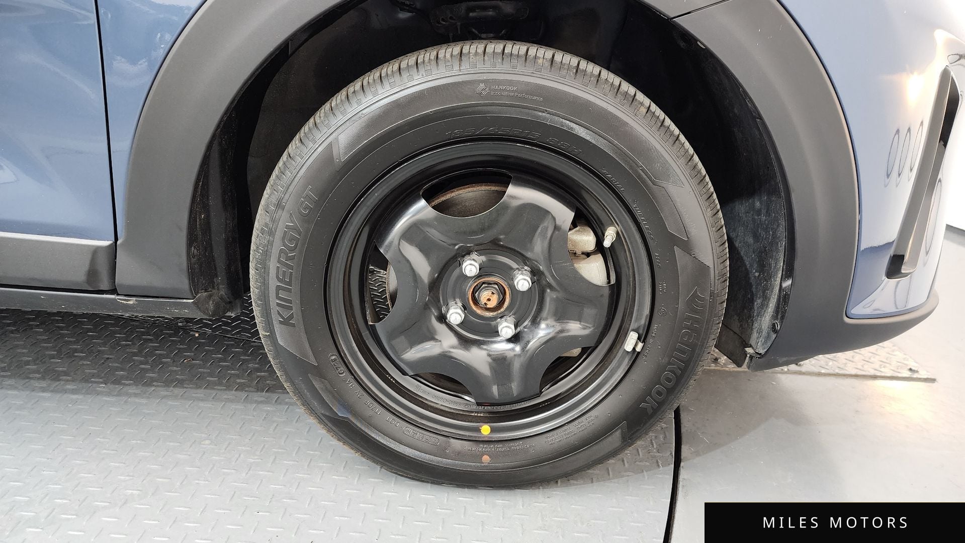 Kia 스토닉 2019 — миниатюра 4