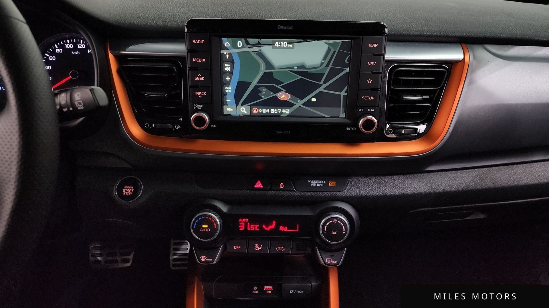 Kia 스토닉 2019 — миниатюра 15