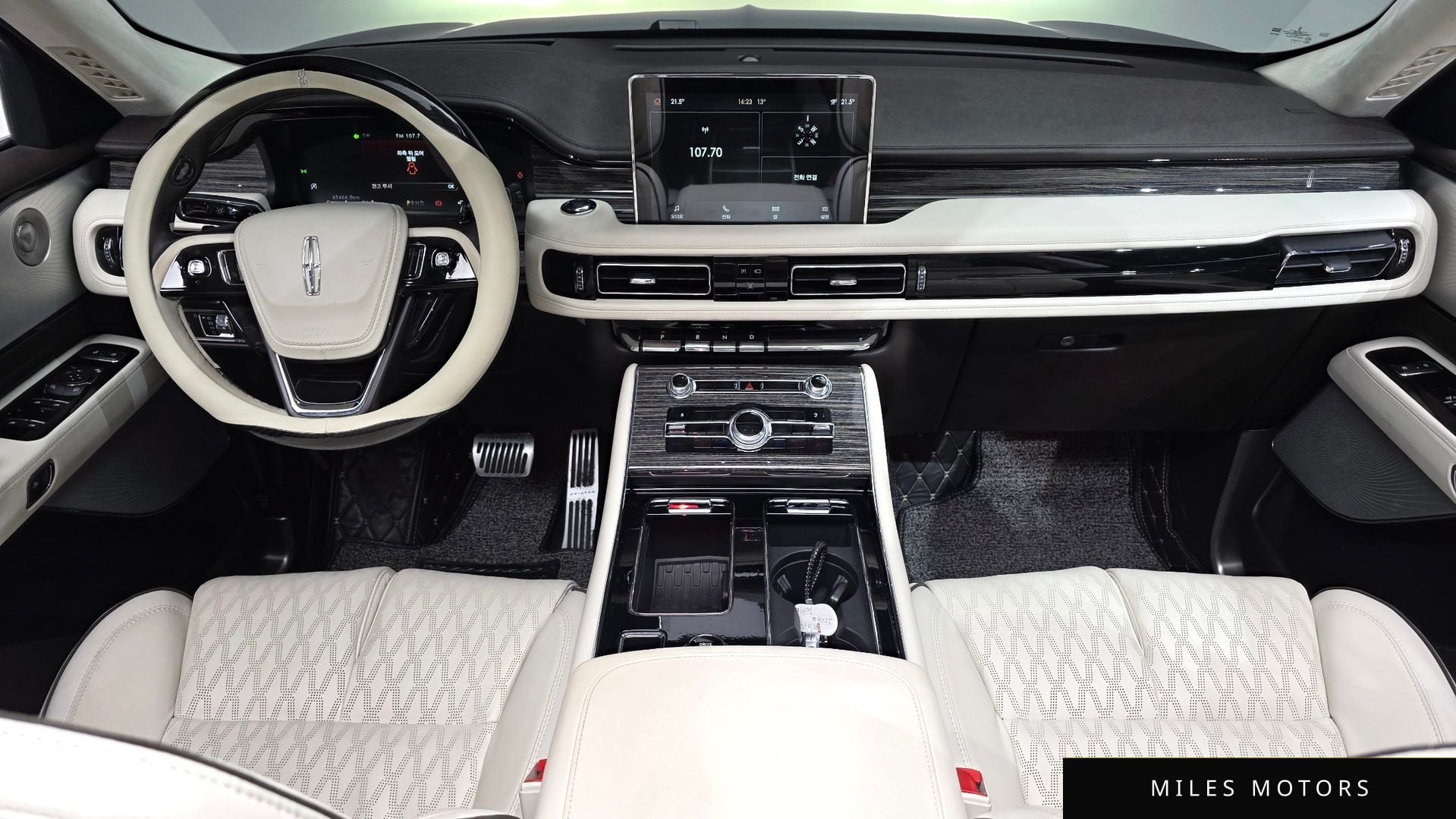 Lincoln Aviator 2020 — миниатюра 6