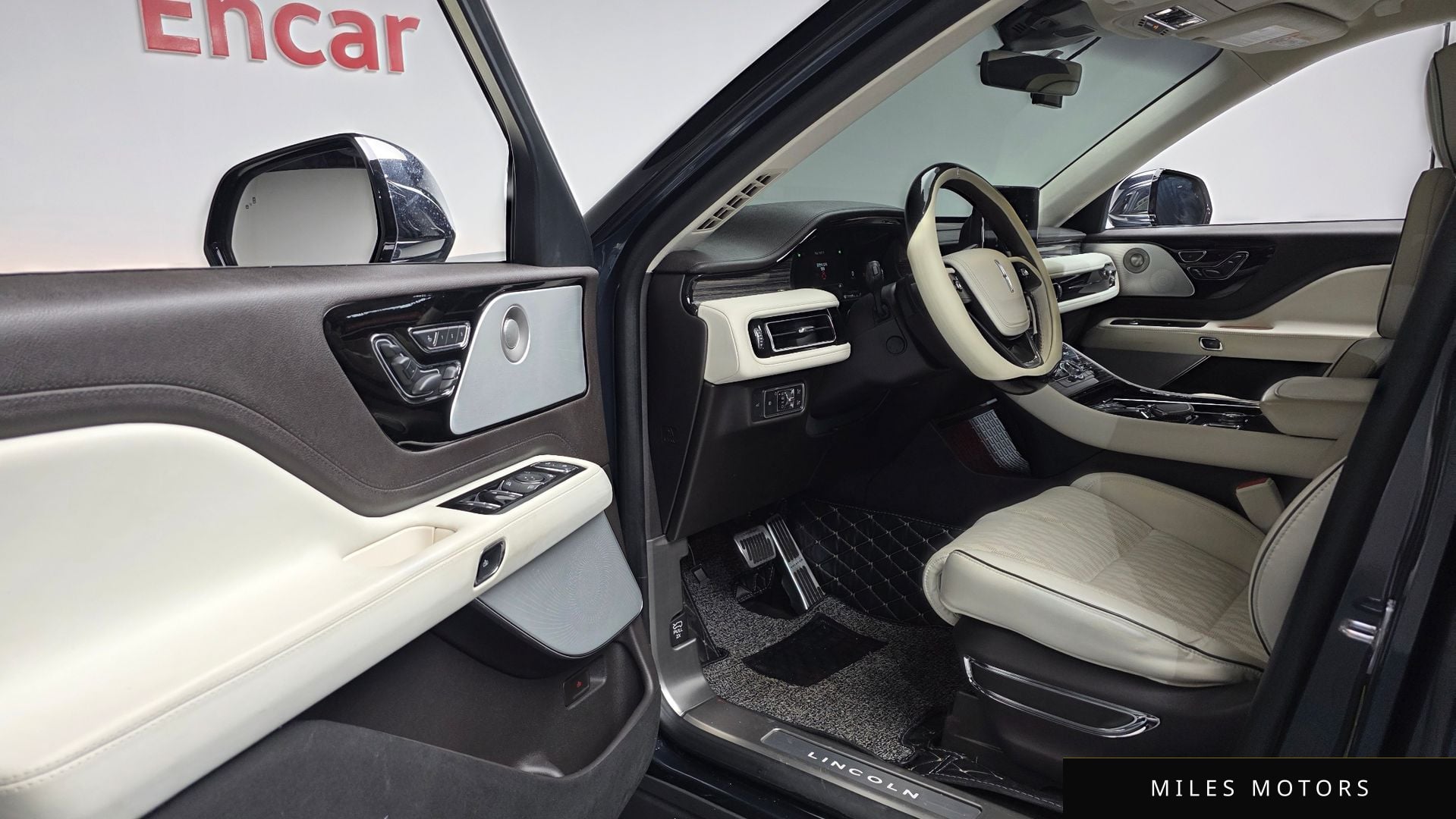 Lincoln Aviator 2020 — миниатюра 11