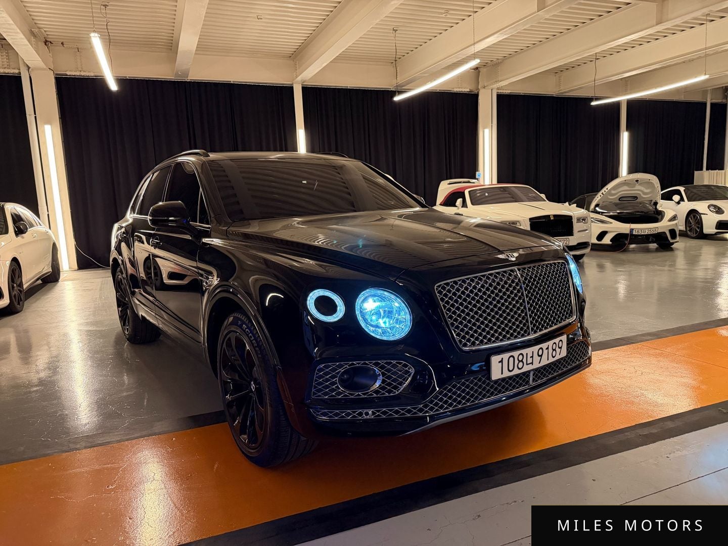 Bentley Bentayga 2018 — миниатюра 2