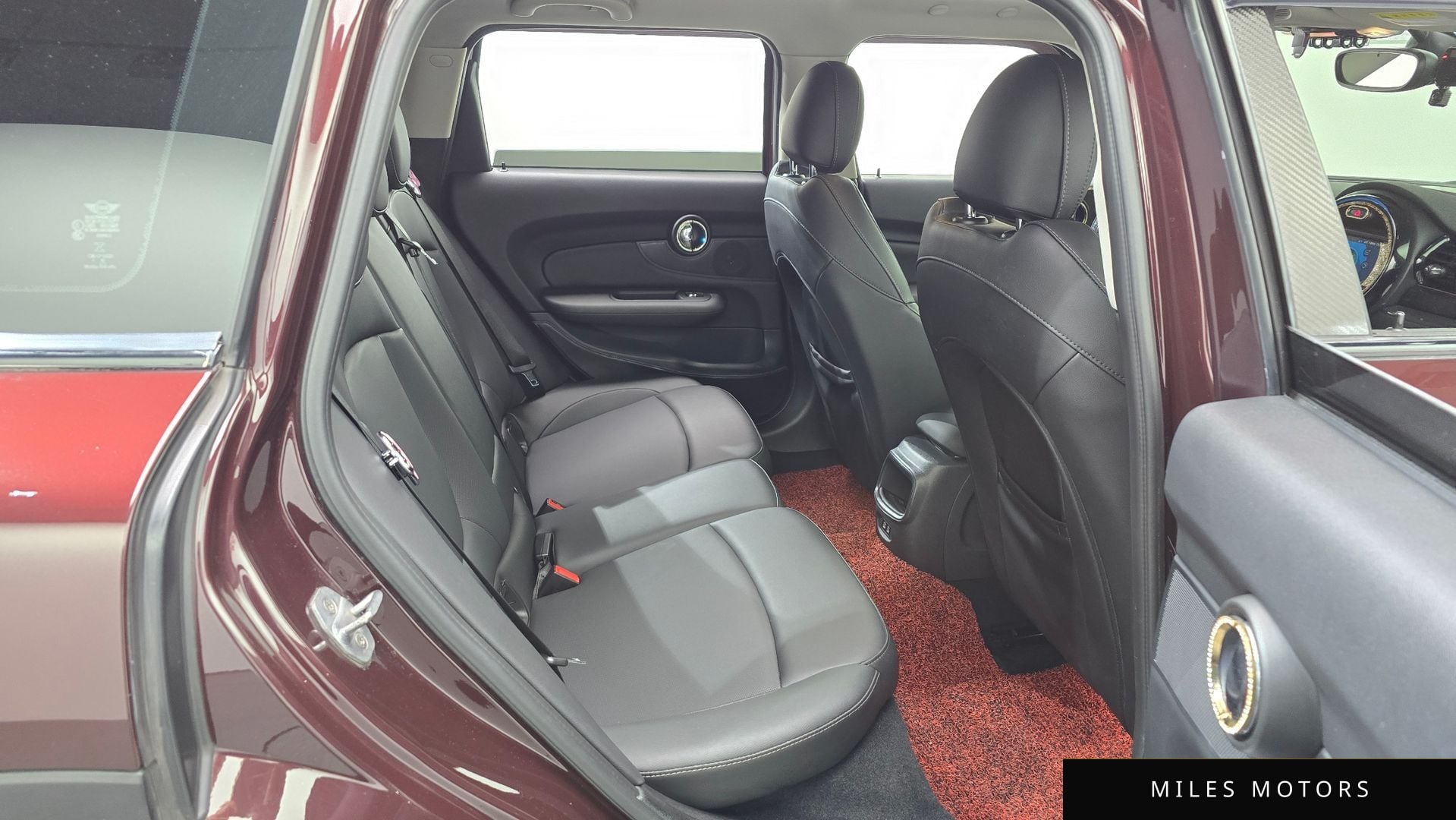 MINI Clubman 2019 — миниатюра 12