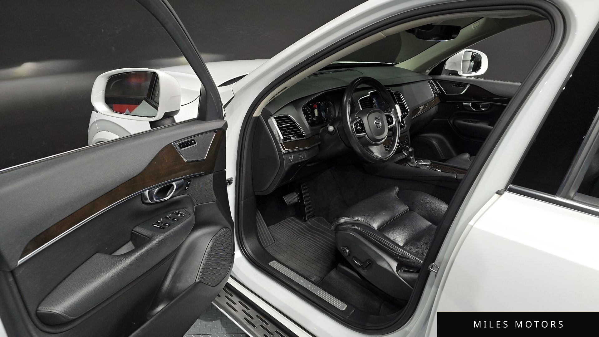 Volvo XC90 2017 — миниатюра 10