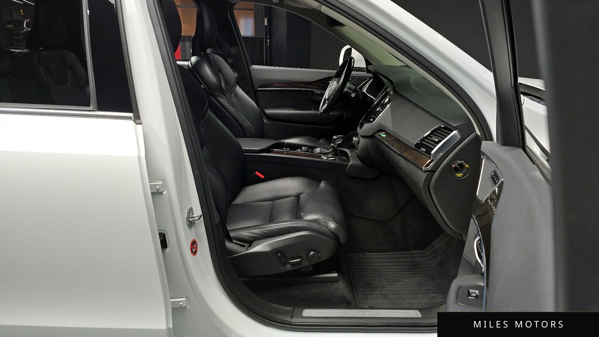 Volvo XC90 2017 — миниатюра 11