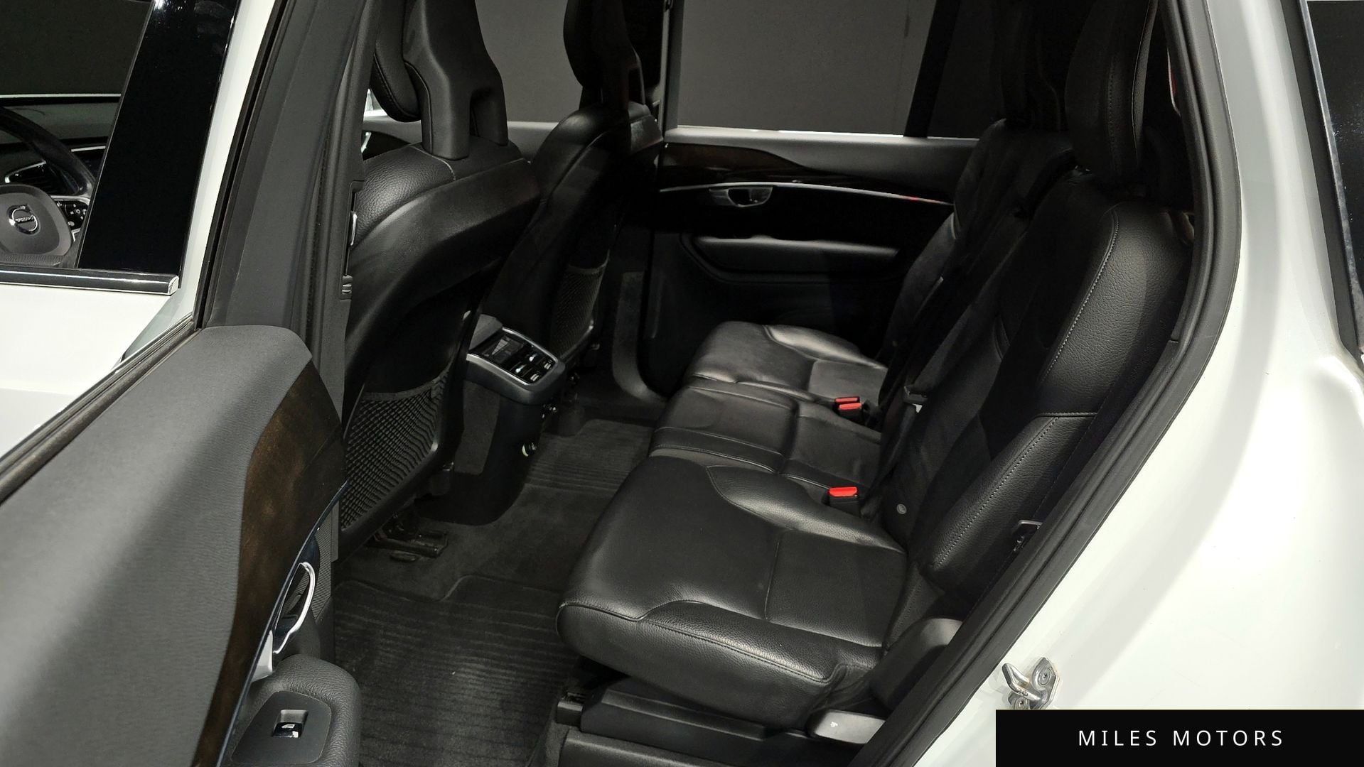 Volvo XC90 2017 — миниатюра 12
