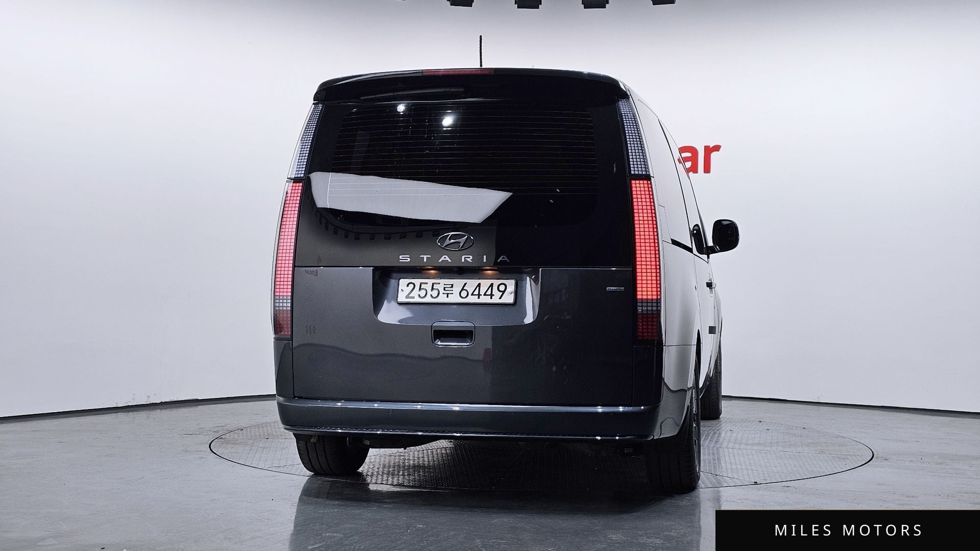 Hyundai Staria 2022 — миниатюра 4