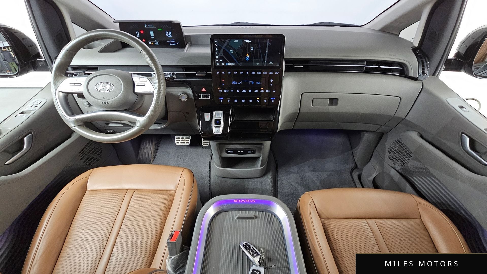 Hyundai Staria 2022 — миниатюра 7