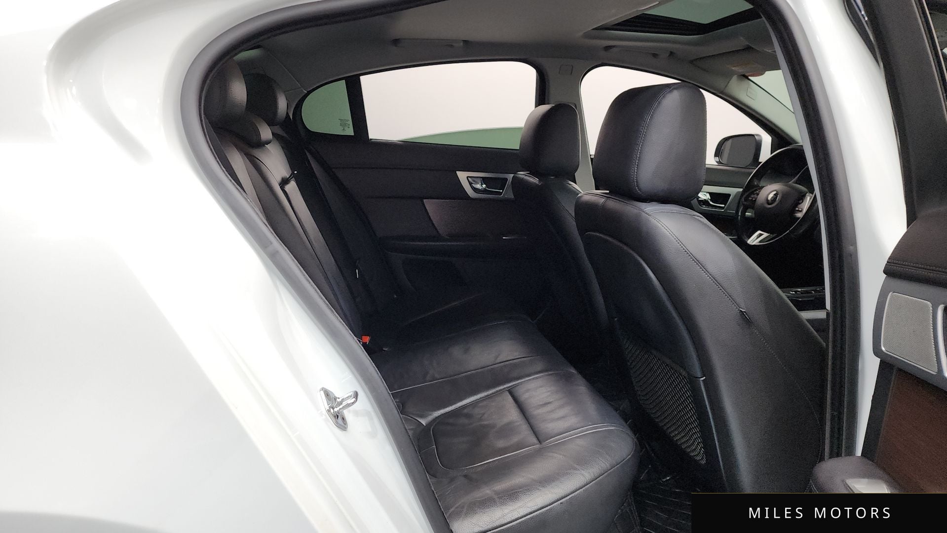 Jaguar New XF 2015 — миниатюра 12