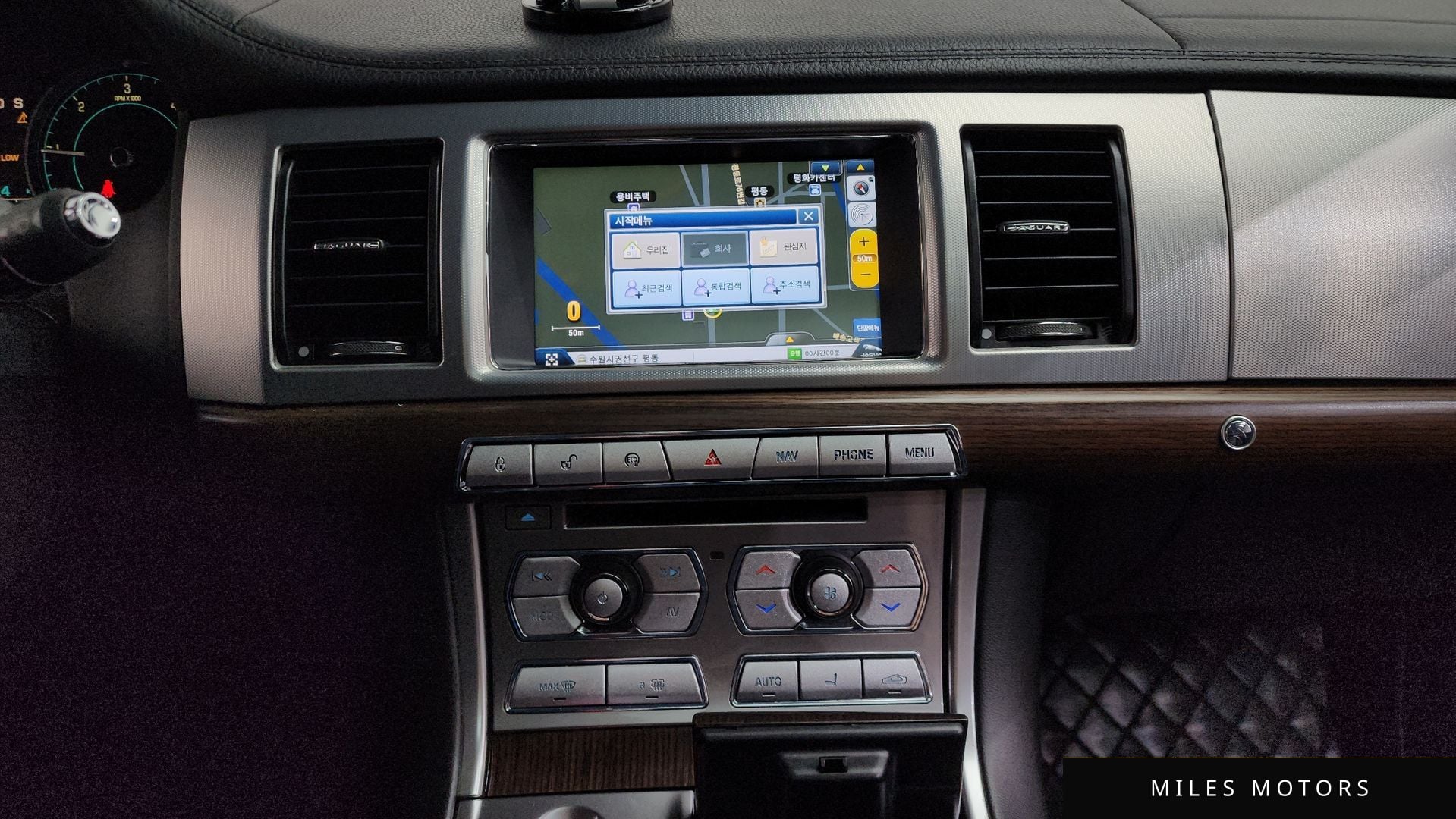 Jaguar New XF 2015 — миниатюра 16